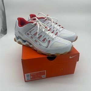 Nike Reax 8TR White and Red Athletic Shoes Mens Size 9